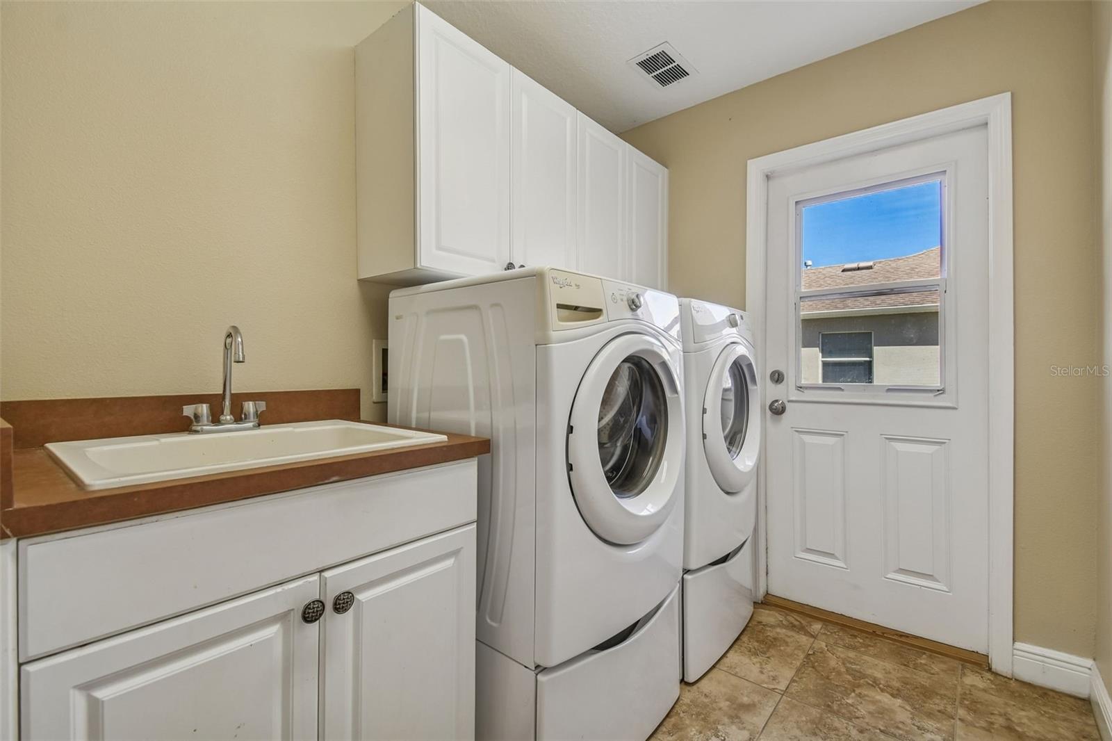 Image 28 of 88 For 614 Vintage Way