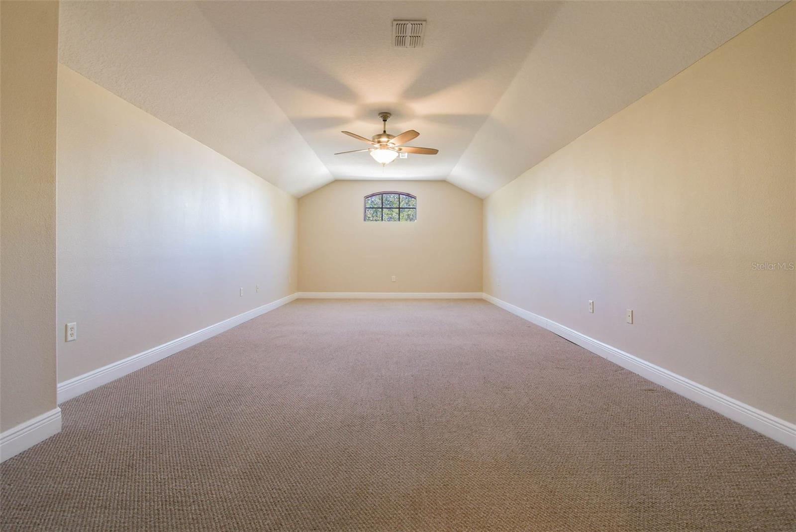 Image 36 of 88 For 614 Vintage Way