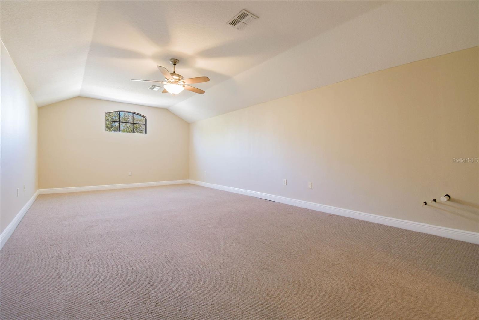 Image 37 of 88 For 614 Vintage Way