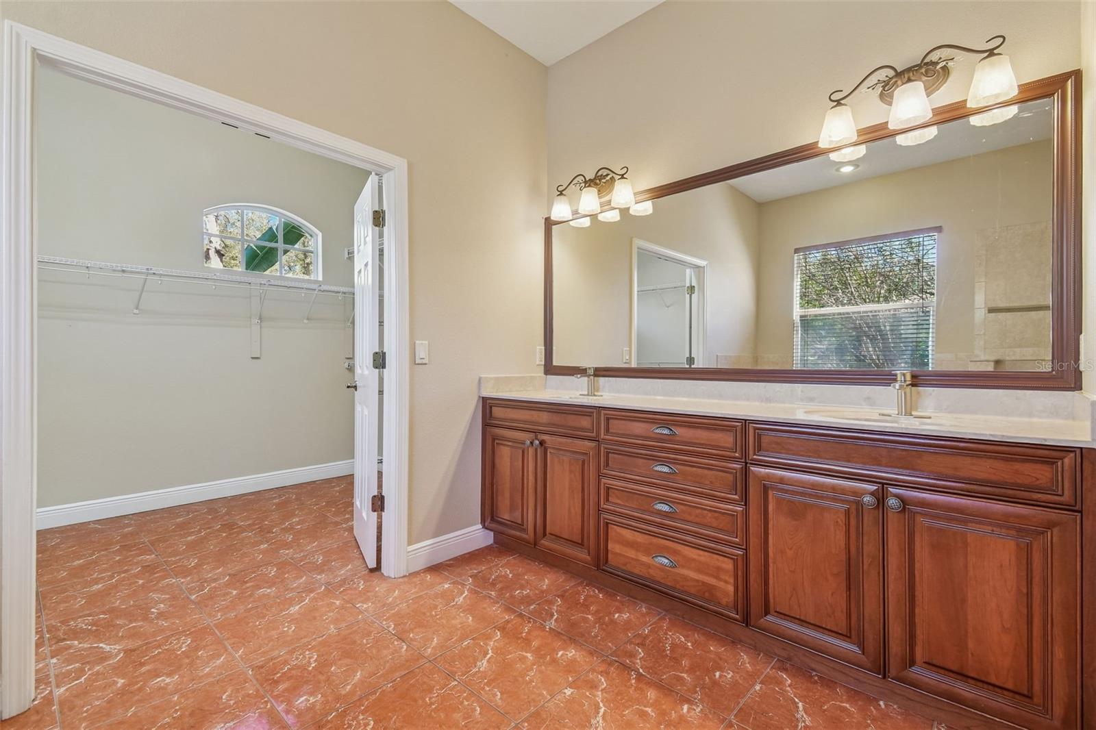 Image 44 of 88 For 614 Vintage Way