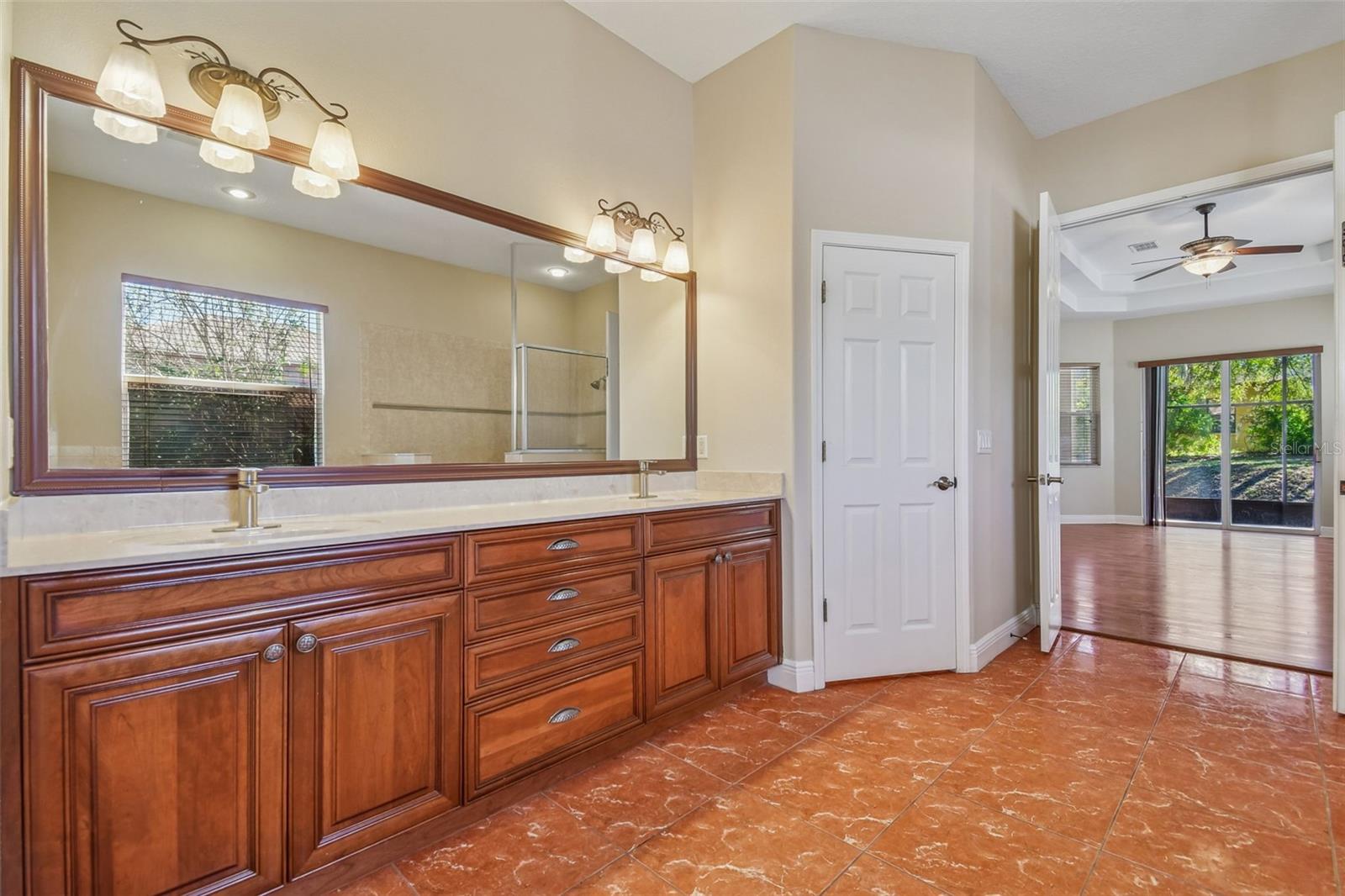 Image 45 of 88 For 614 Vintage Way