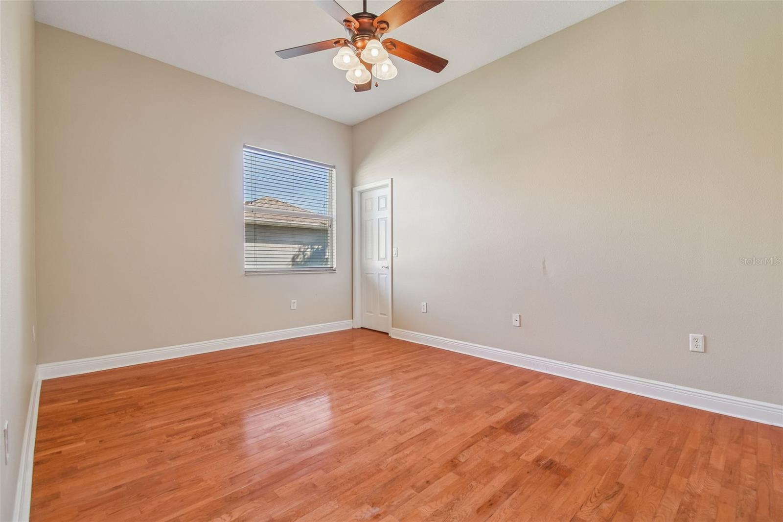 Image 58 of 88 For 614 Vintage Way