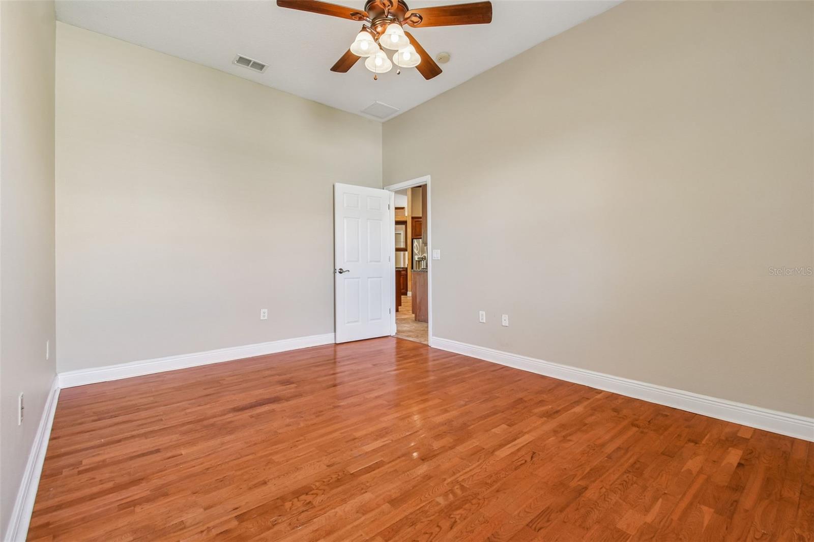 Image 59 of 88 For 614 Vintage Way