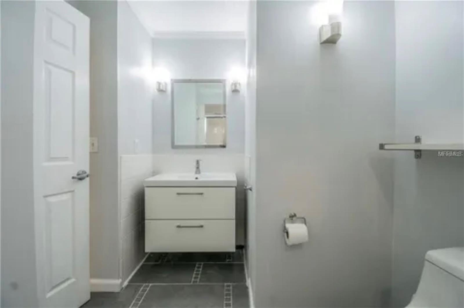 Image 16 of 22 For 16101 Rambling Vine Drive E