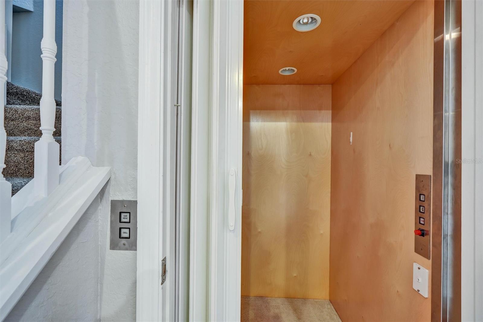 Image 12 of 37 For 12042 Lake Allen Drive