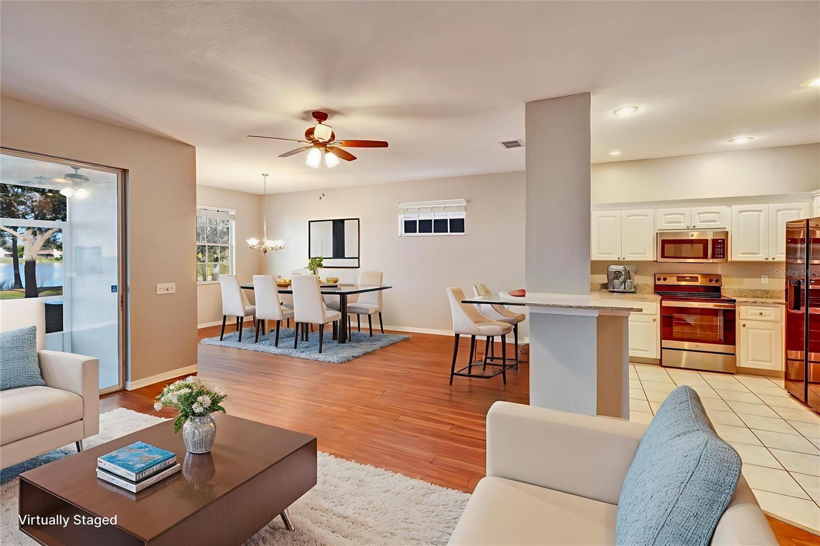 Image 4 of 37 For 12042 Lake Allen Drive