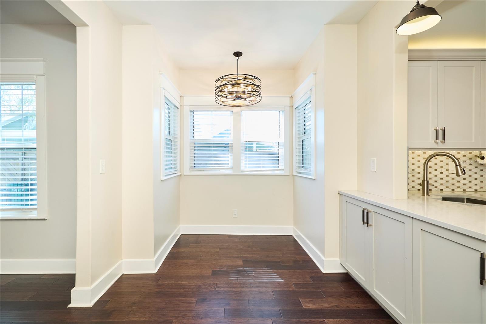 Image 10 of 53 For 6008 Highland Avenue