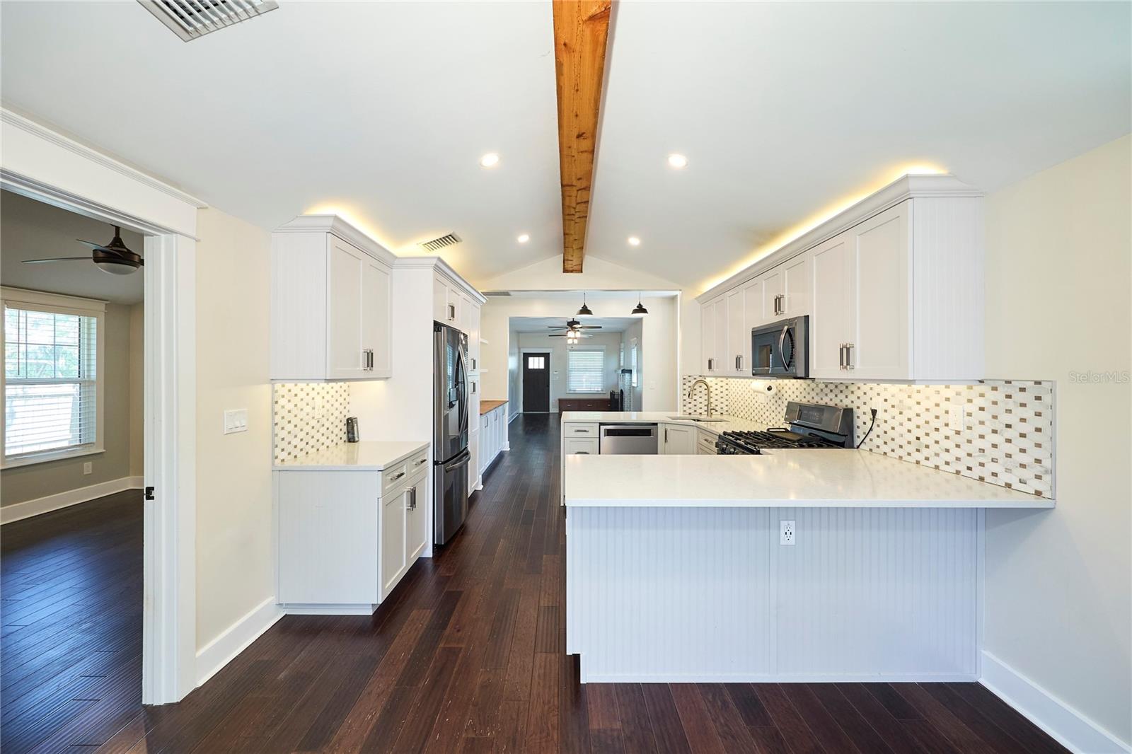 Image 17 of 53 For 6008 Highland Avenue