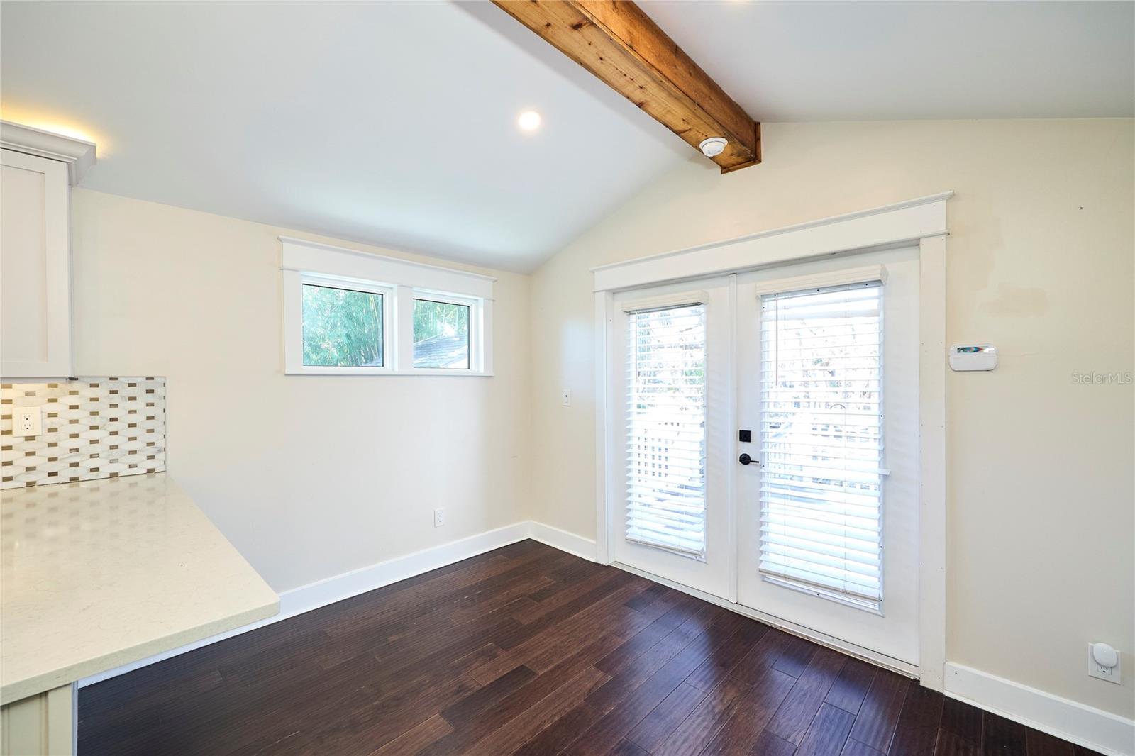 Image 19 of 53 For 6008 Highland Avenue