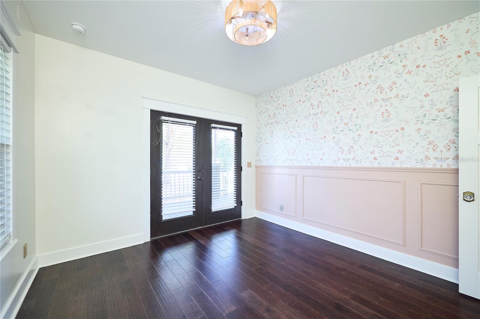 Image 40 of 53 For 6008 Highland Avenue