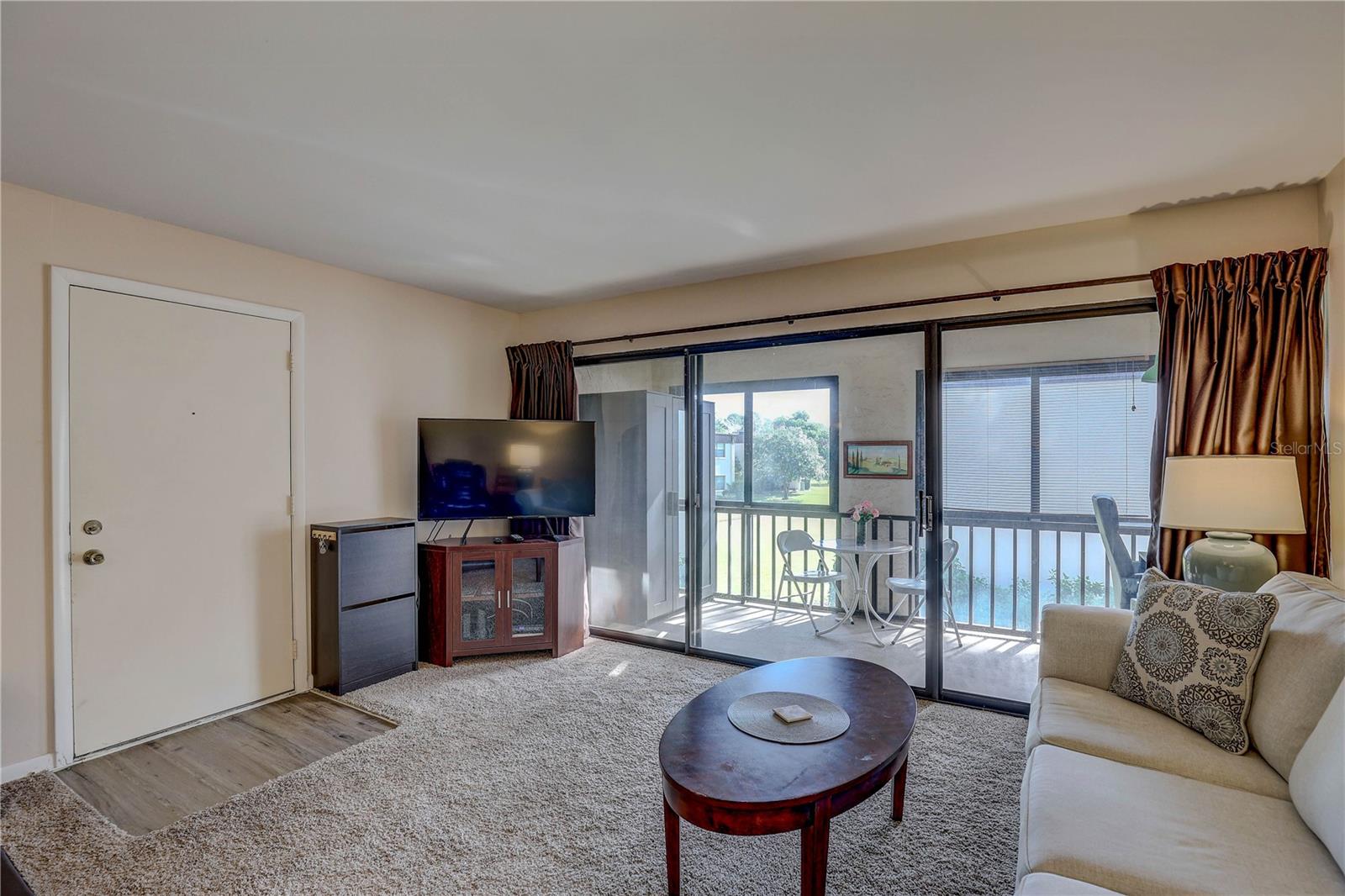 Image 11 of 40 For 2400 Winding Creek Boulevard 26-203