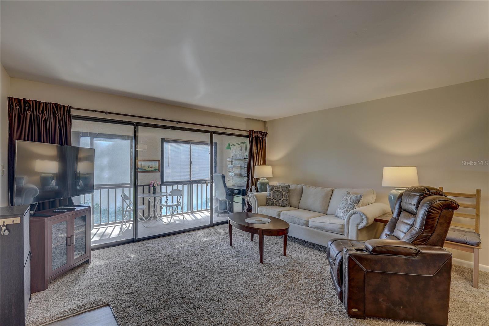 Image 13 of 40 For 2400 Winding Creek Boulevard 26-203