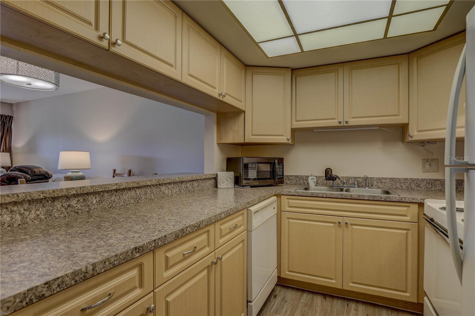 Image 18 of 40 For 2400 Winding Creek Boulevard 26-203