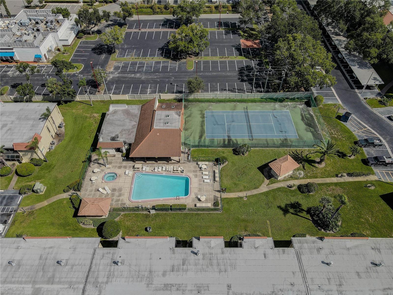 Image 28 of 40 For 2400 Winding Creek Boulevard 26-203