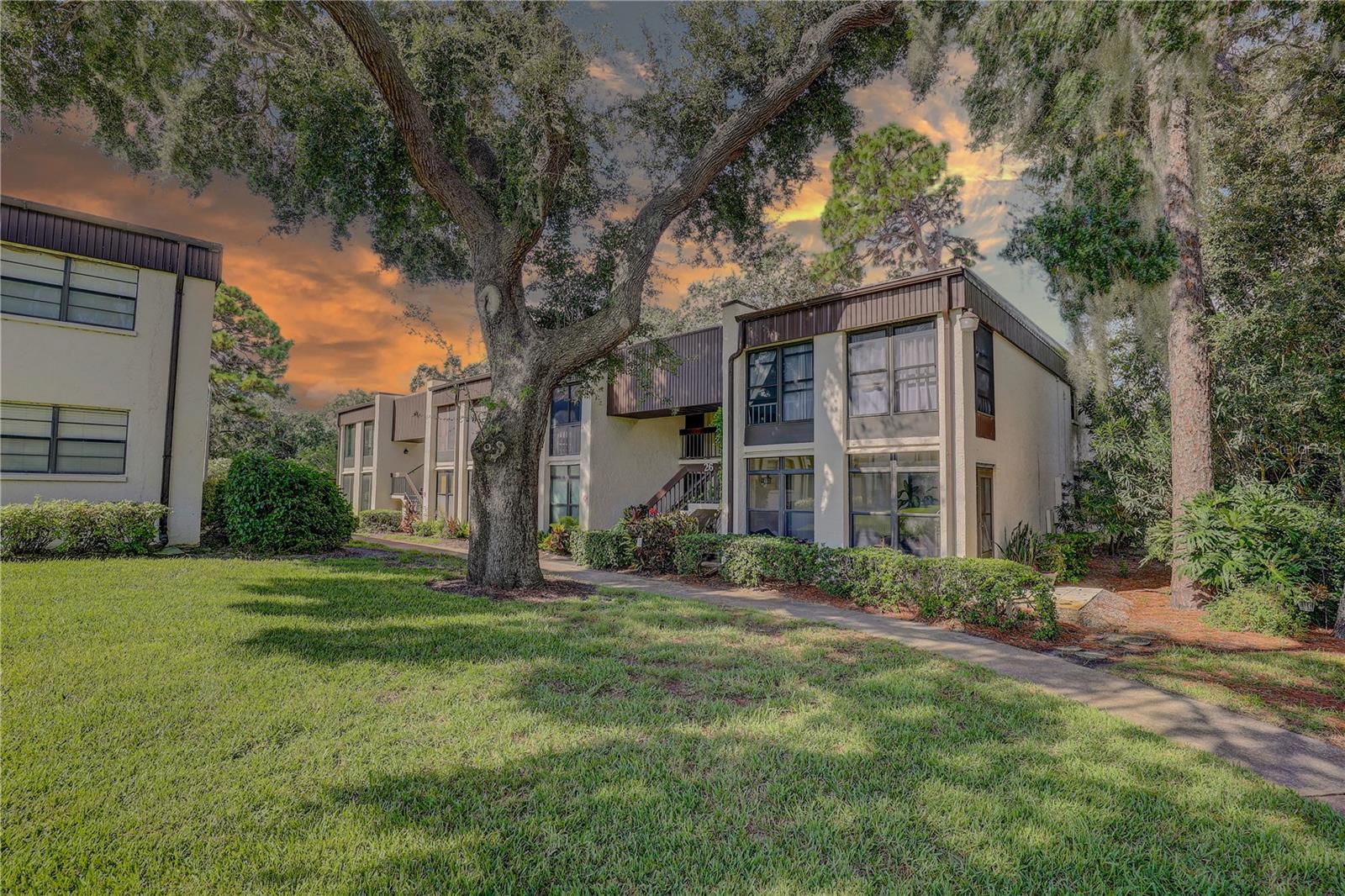 Image 3 of 40 For 2400 Winding Creek Boulevard 26-203