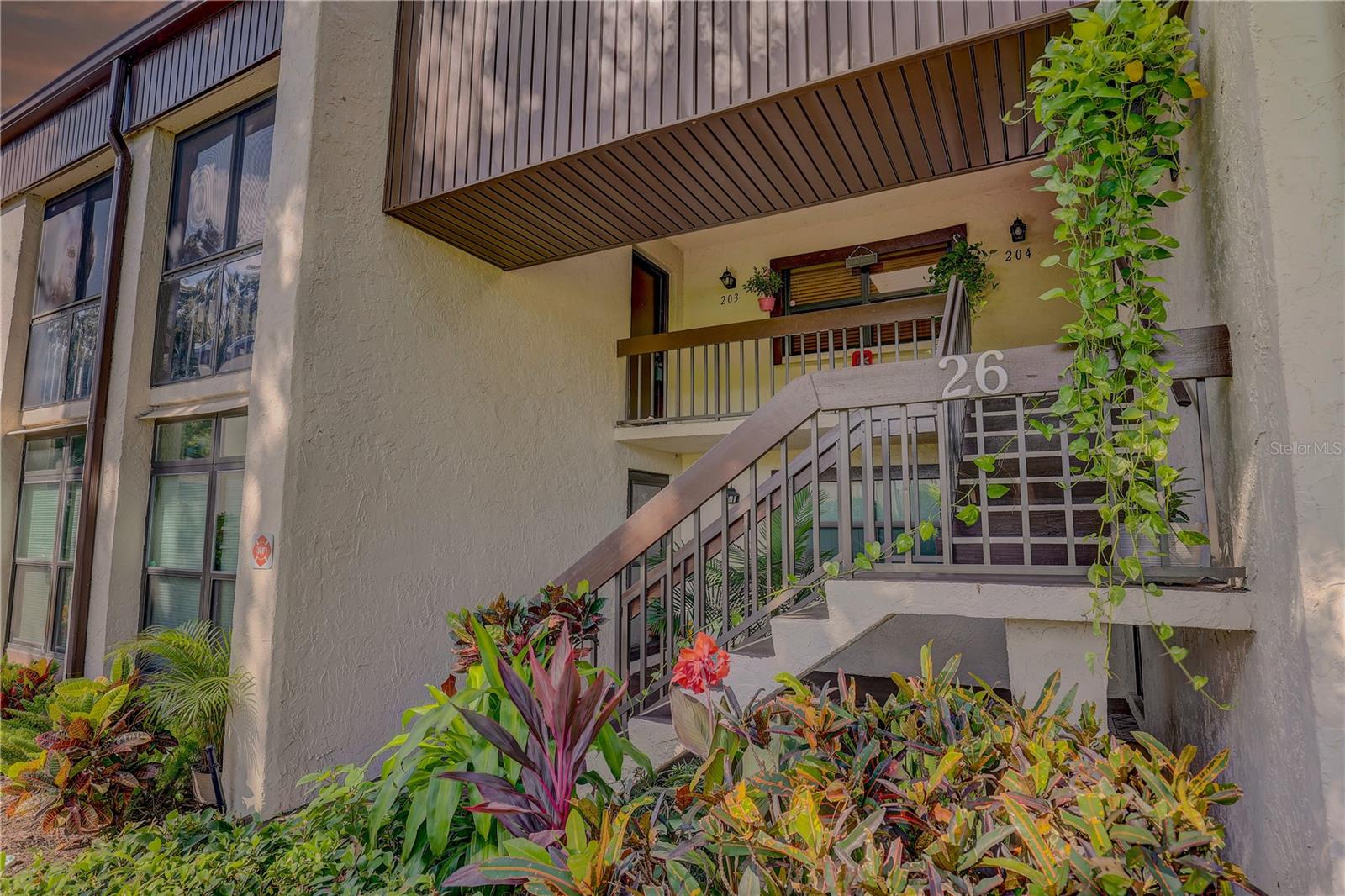 Image 4 of 40 For 2400 Winding Creek Boulevard 26-203