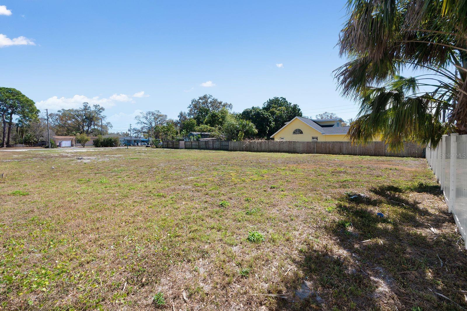 Image 8 of 9 For 05 62nd Street N