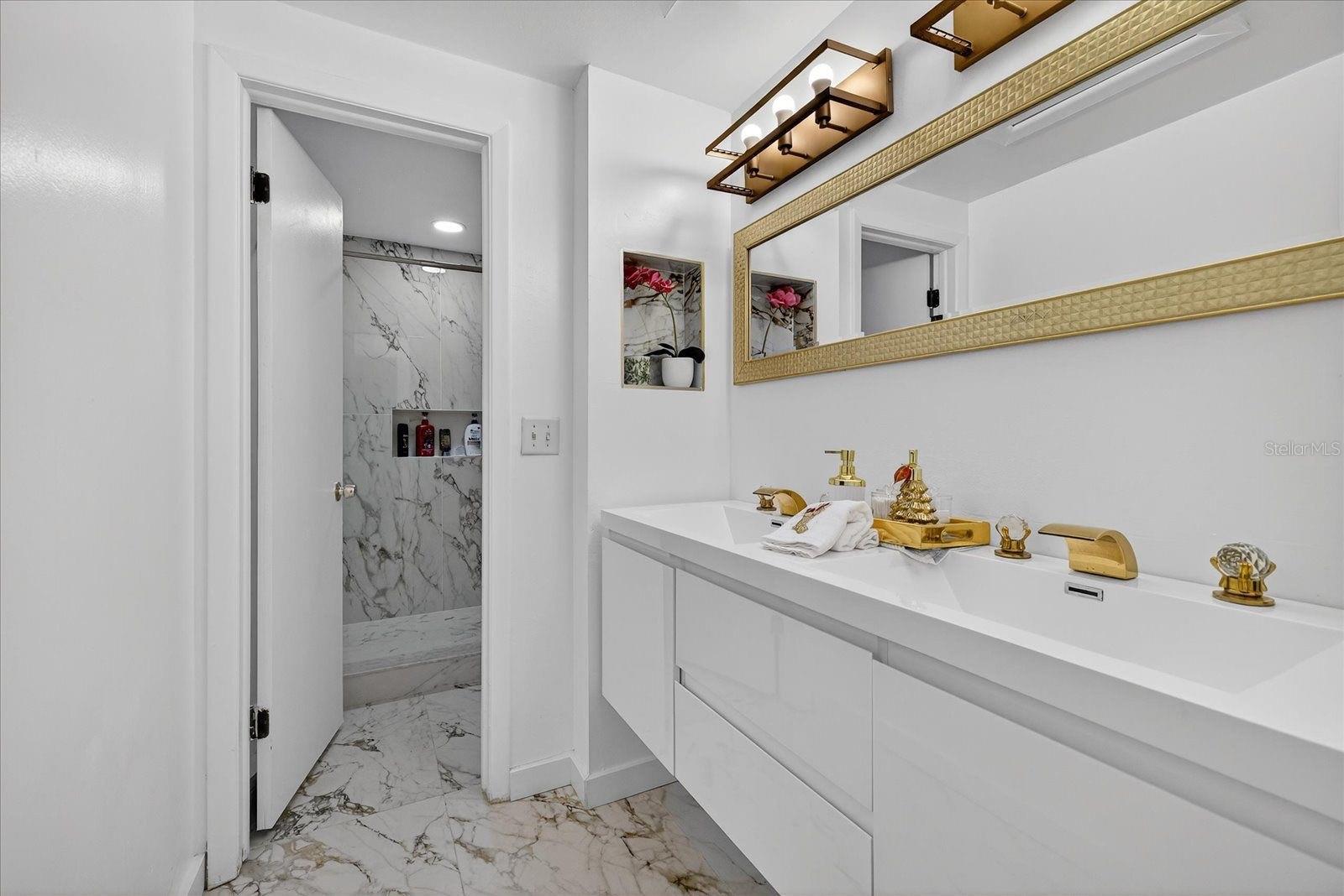 Image 17 of 31 For 7613 Rustic Dr