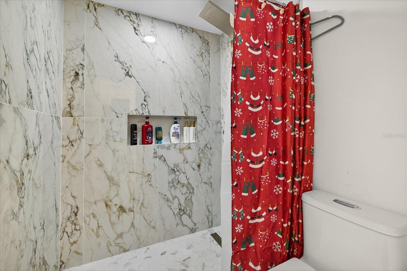 Image 18 of 31 For 7613 Rustic Dr