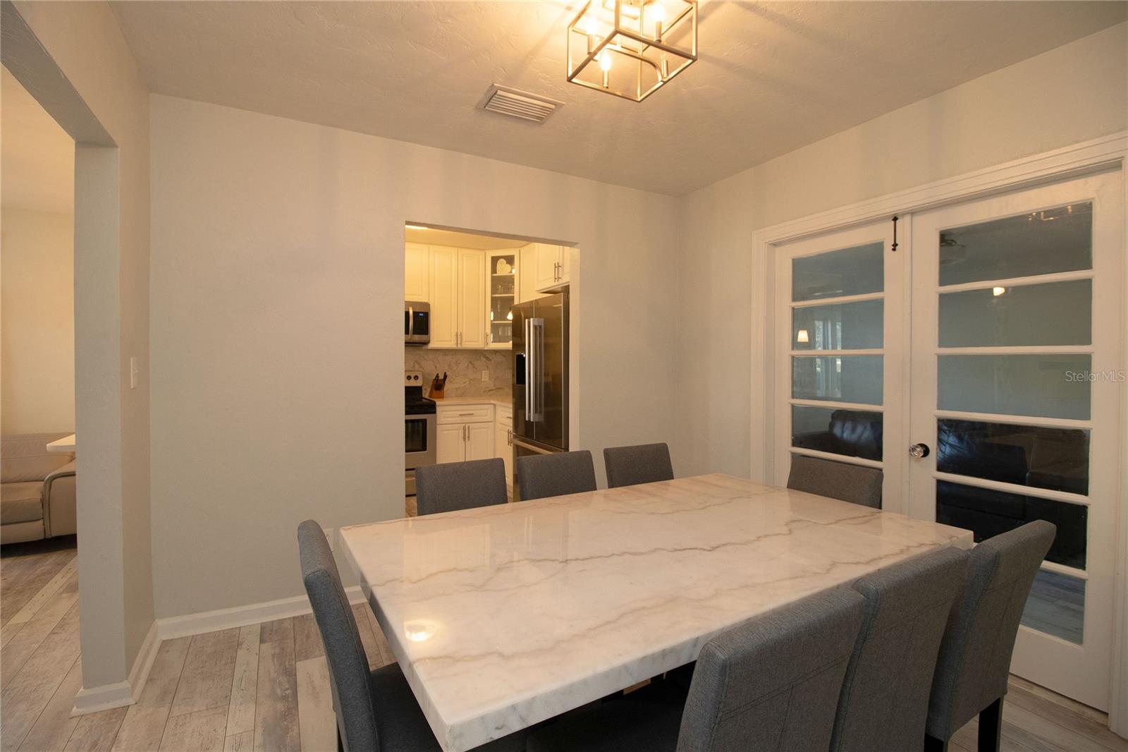 Image 10 of 23 For 1547 35th Avenue N