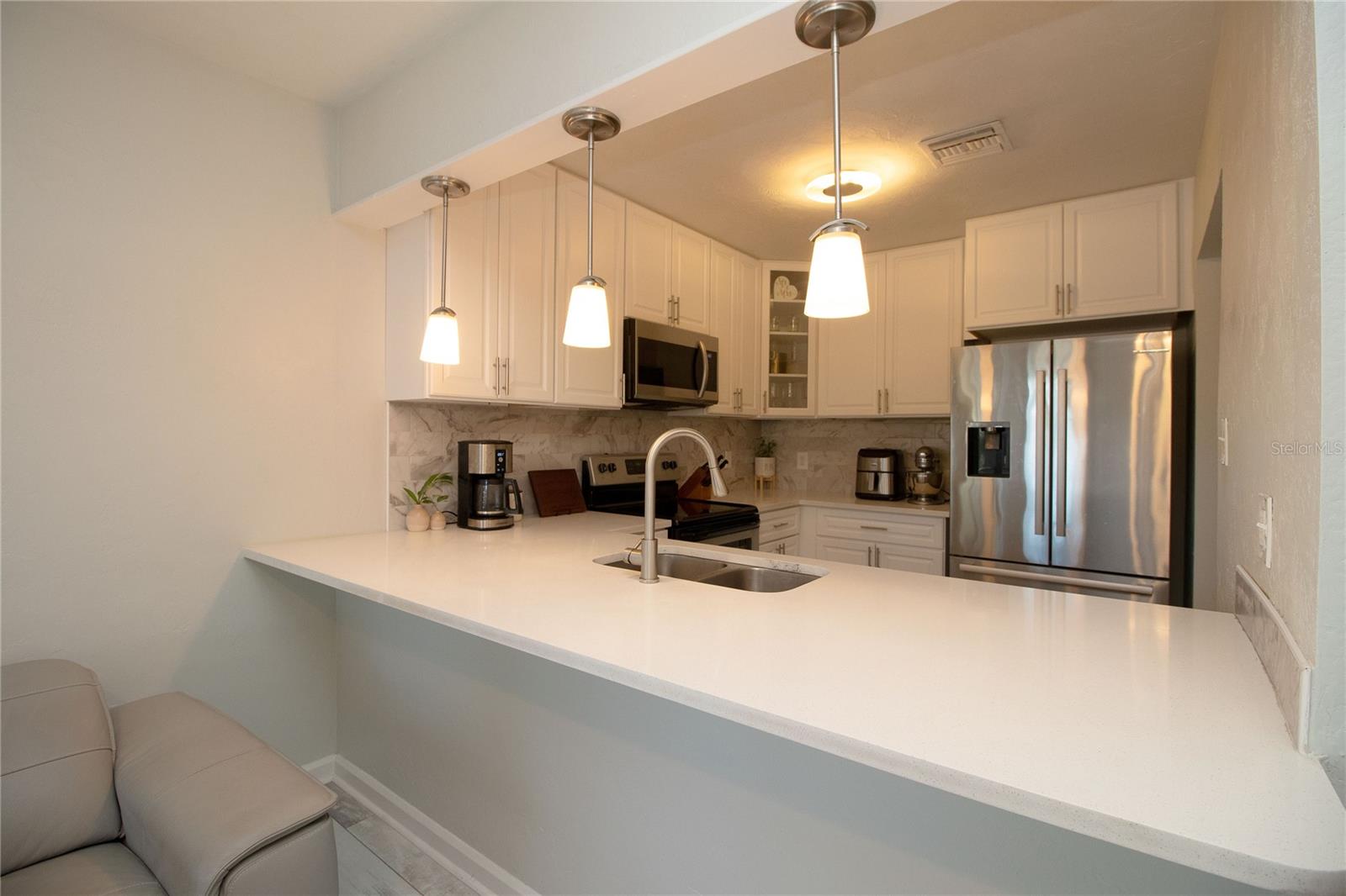 Image 9 of 23 For 1547 35th Avenue N