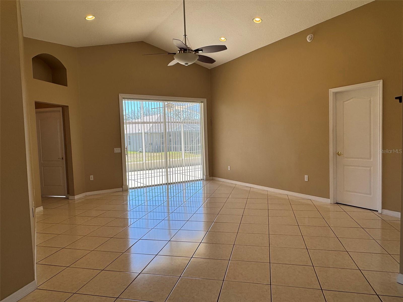 Image 16 of 46 For 3425 Canteen Court