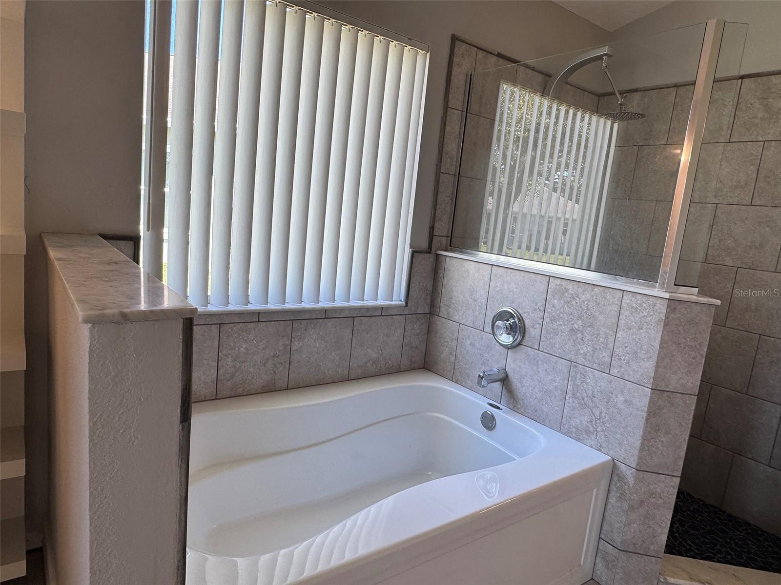 Image 24 of 46 For 3425 Canteen Court