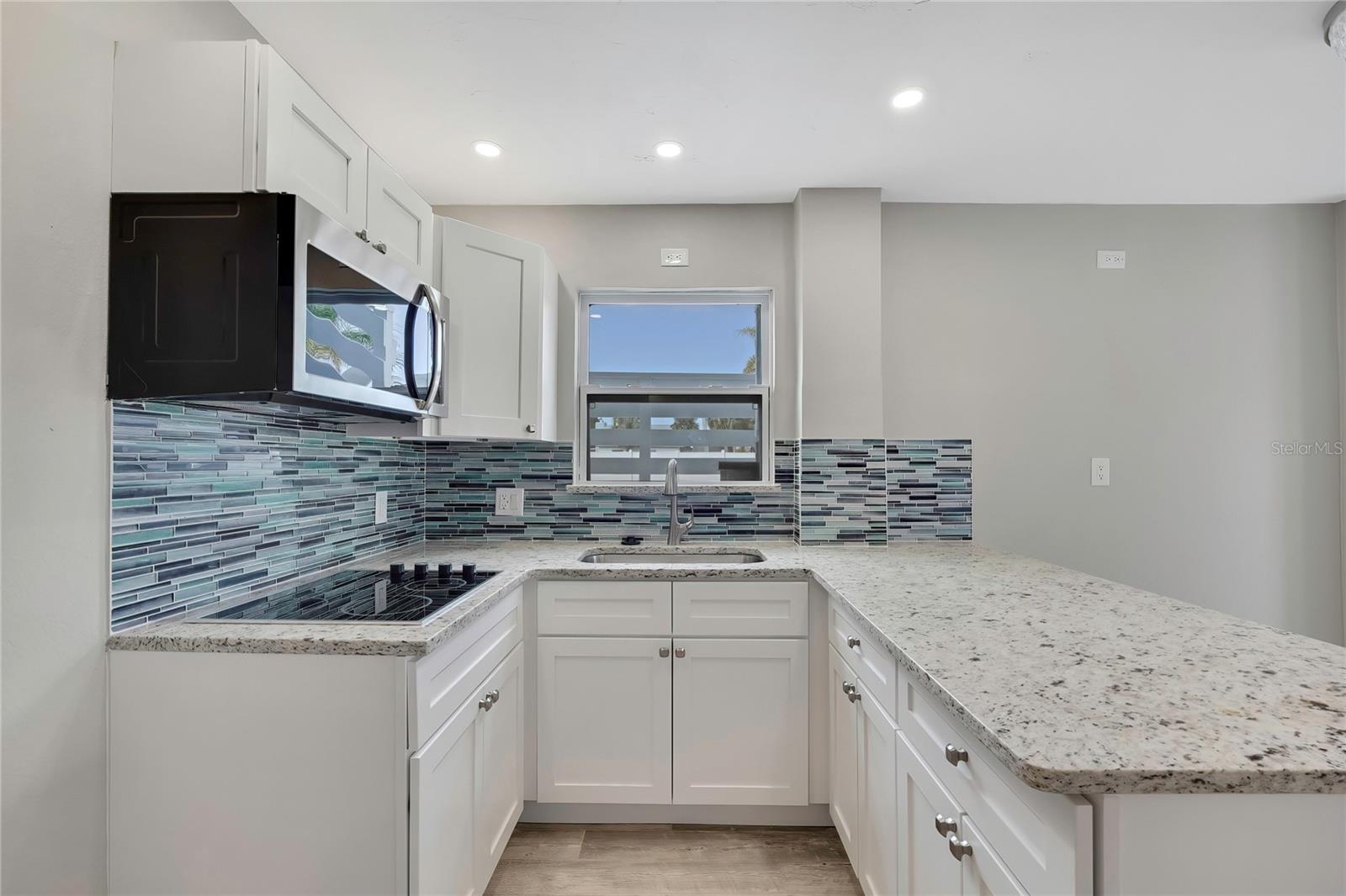 Image 55 of 67 For 6703 Seaview Boulevard