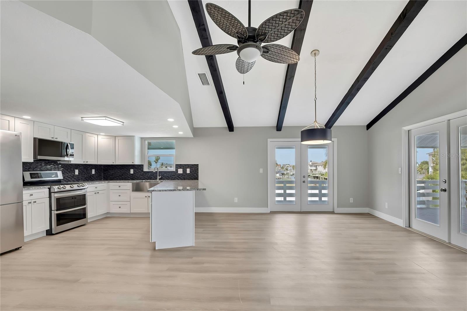 Image 7 of 67 For 6703 Seaview Boulevard