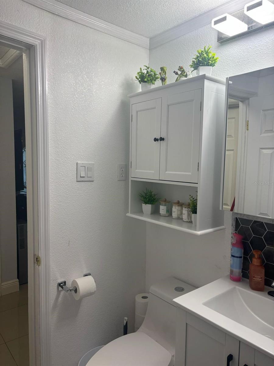 Image 19 of 34 For 6005 Clifton Street