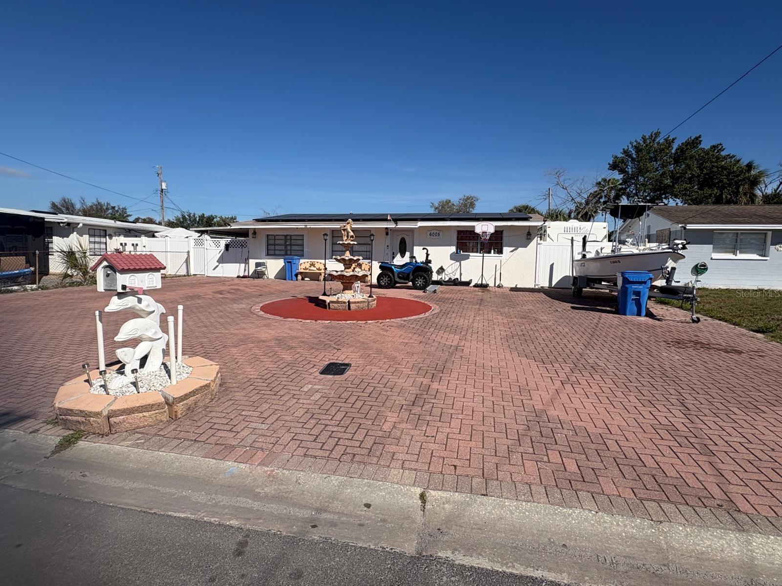 Image 2 of 34 For 6005 Clifton Street