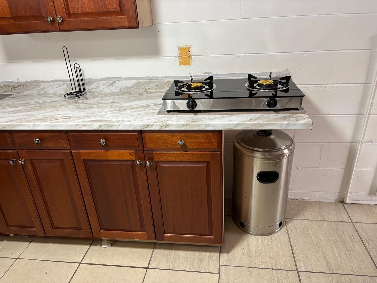 Image 24 of 34 For 6005 Clifton Street