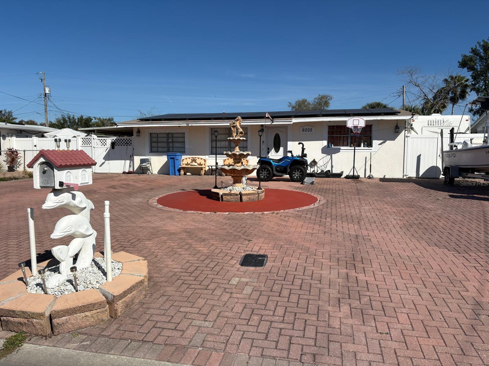 Image 3 of 34 For 6005 Clifton Street