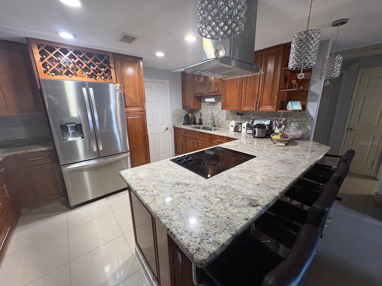 Image 7 of 34 For 6005 Clifton Street