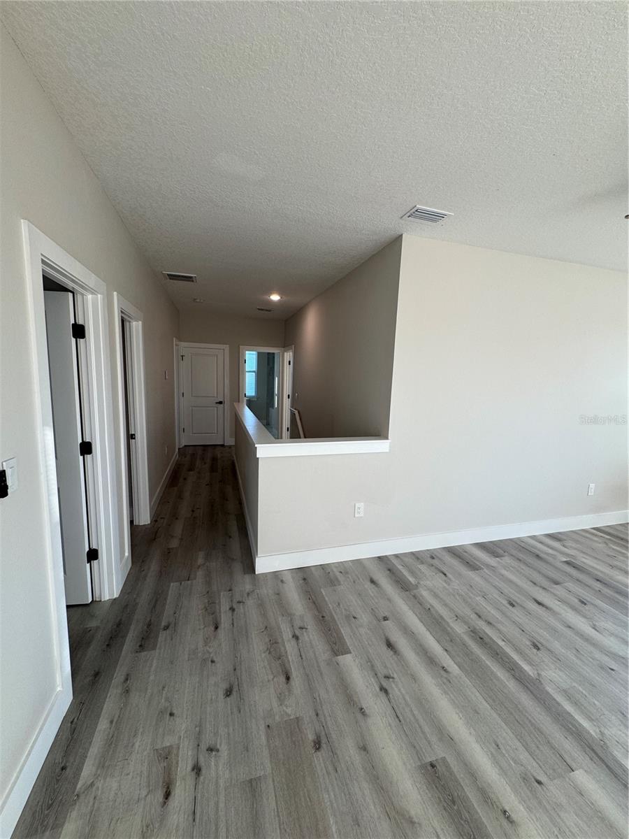 Image 12 of 24 For 1039 53rd Avenue N