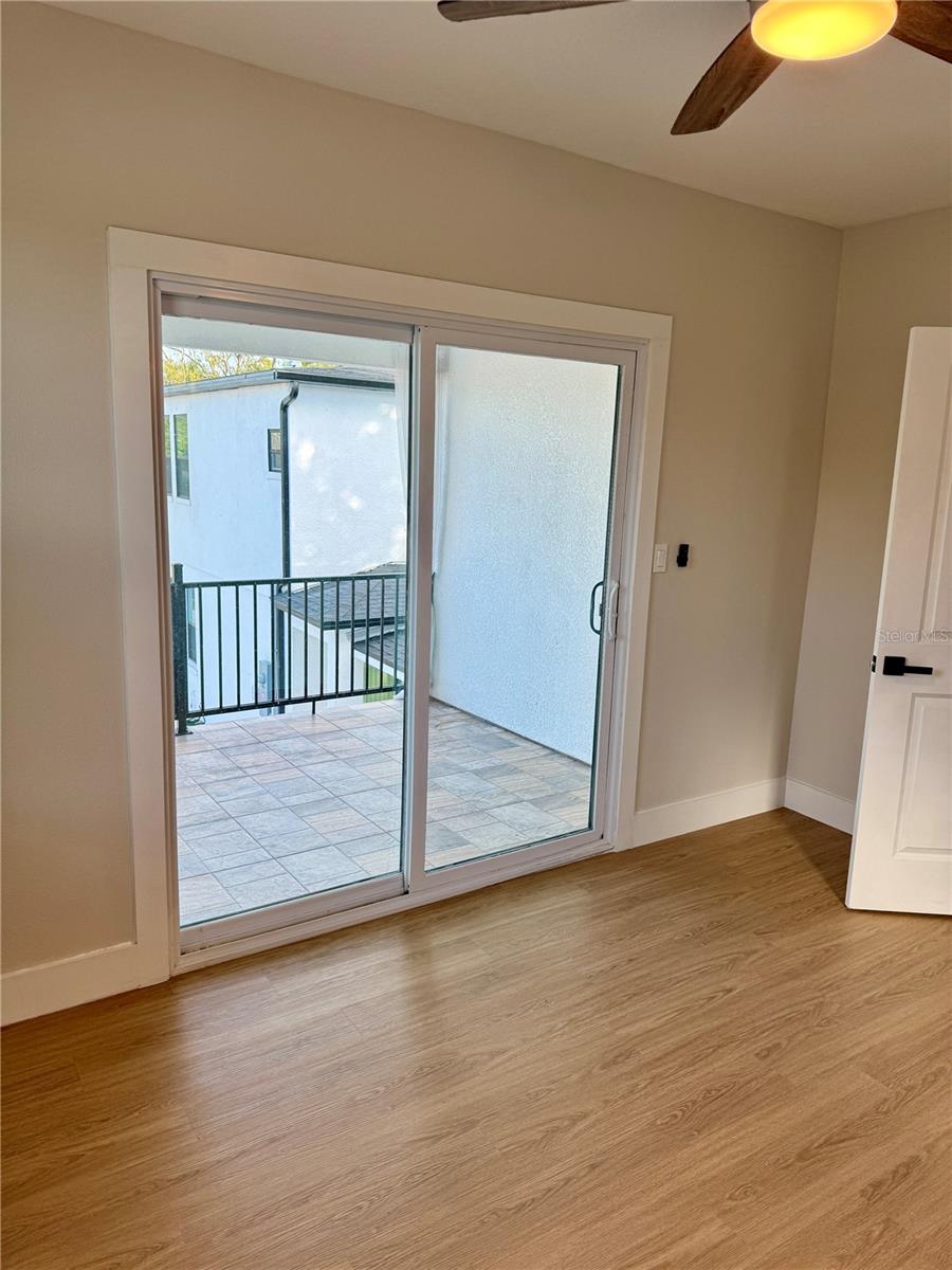 Image 20 of 24 For 1039 53rd Avenue N