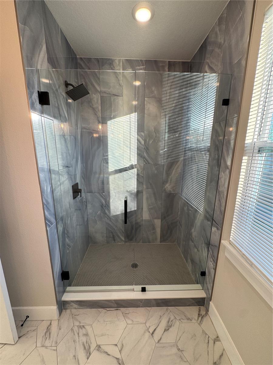 Image 22 of 24 For 1039 53rd Avenue N