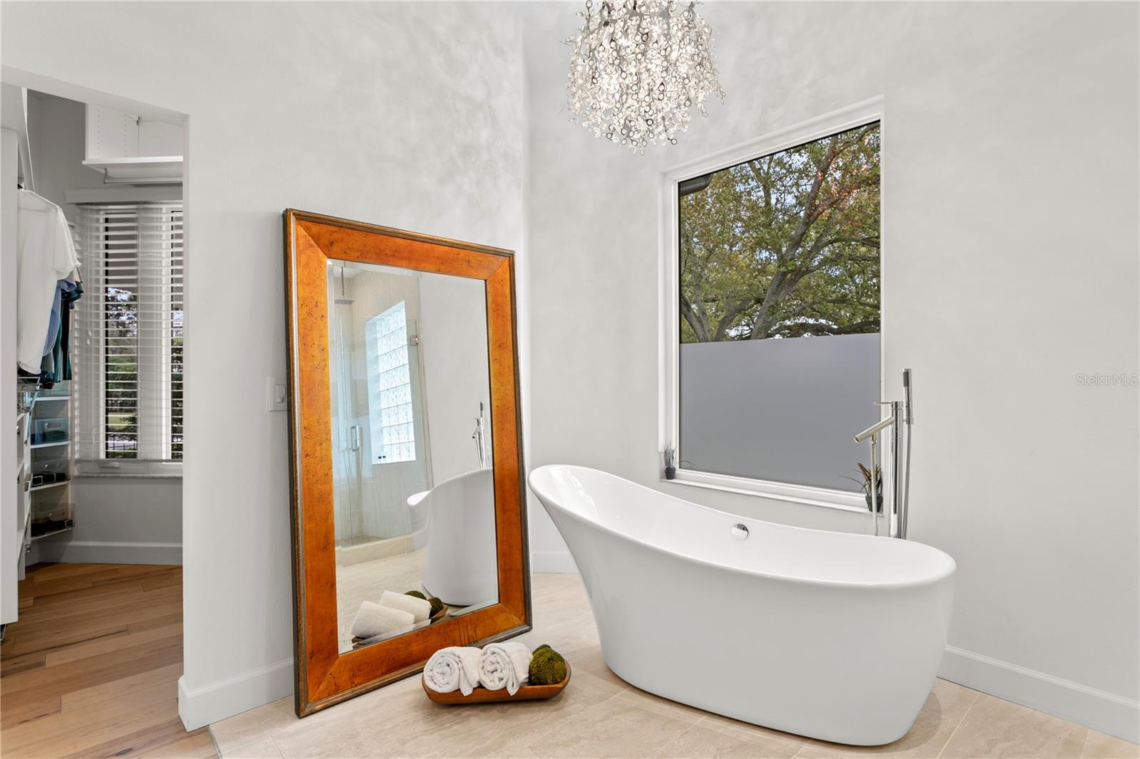 Image 14 of 50 For 616 Marmora Avenue