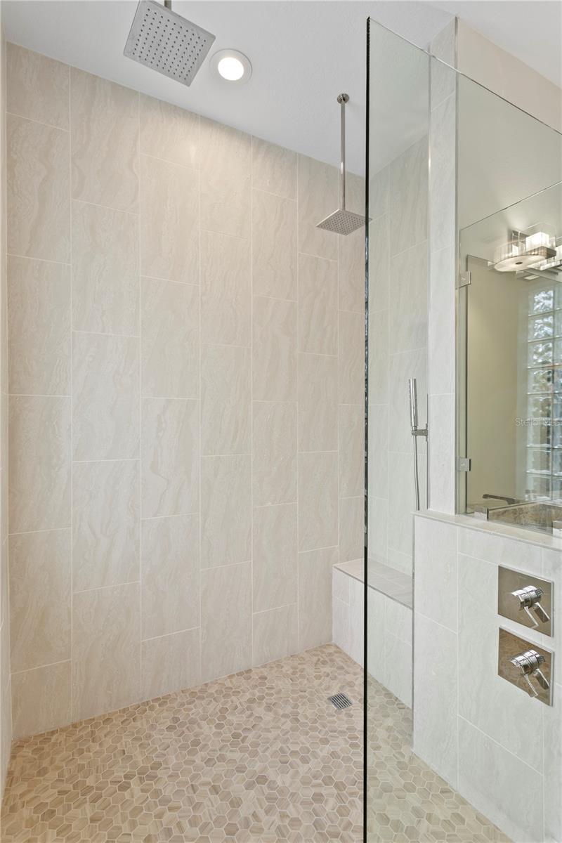 Image 15 of 50 For 616 Marmora Avenue