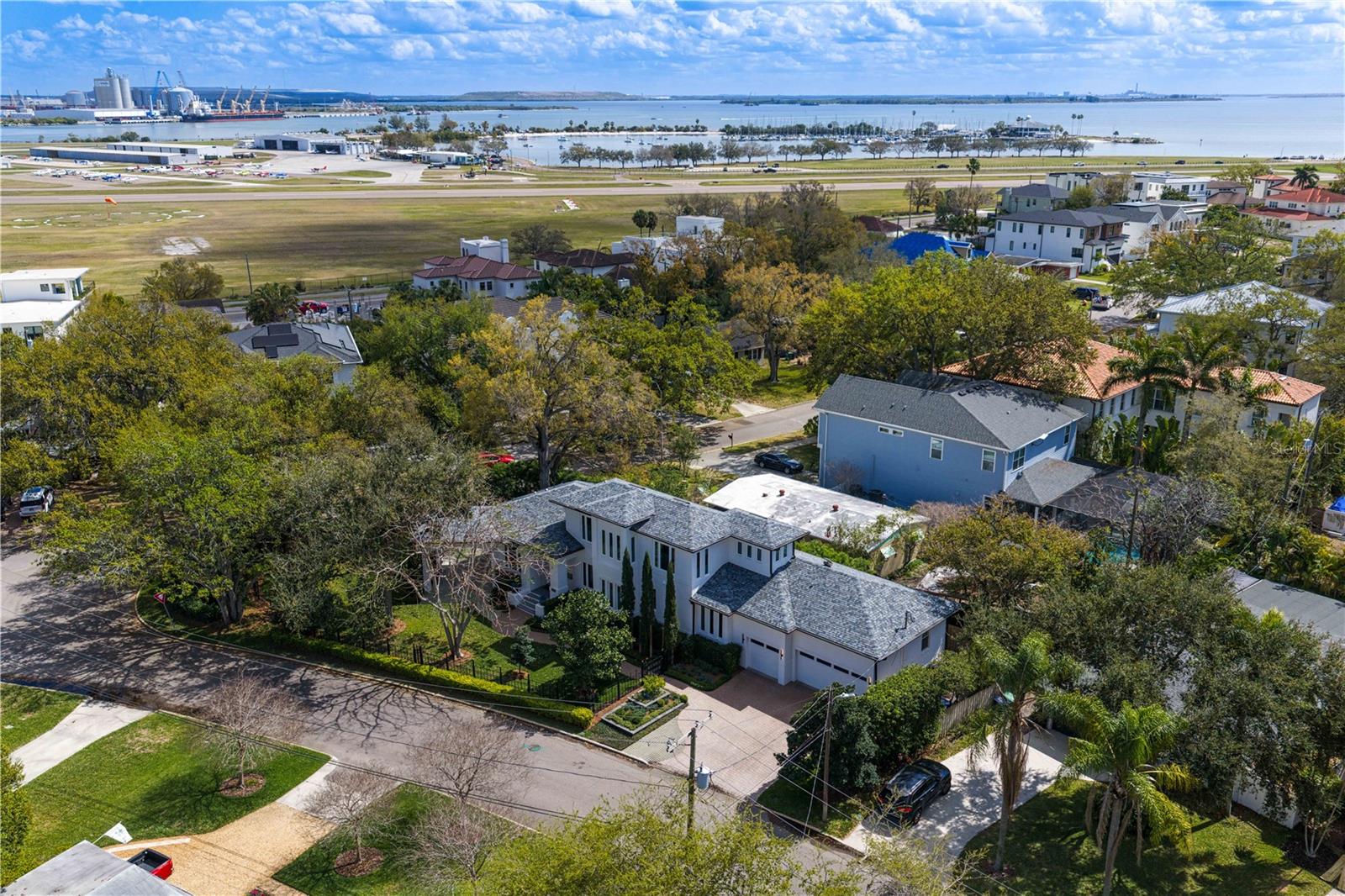 Image 43 of 50 For 616 Marmora Avenue