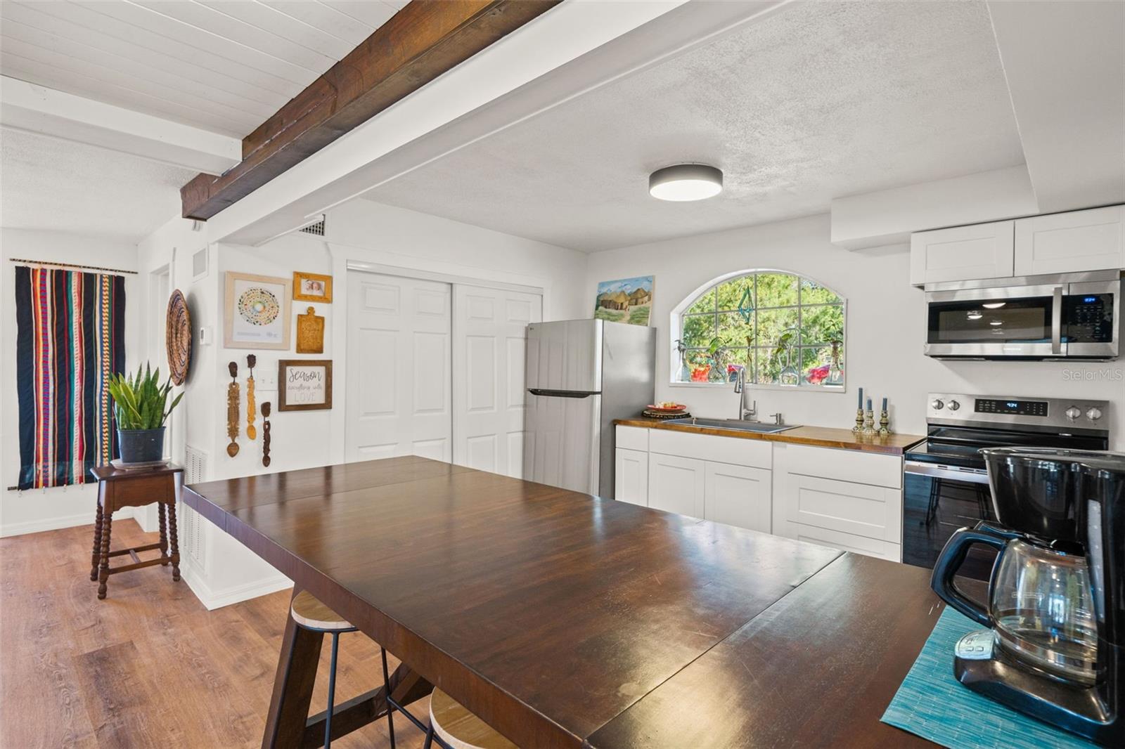 Image 11 of 48 For 1524 Indian Bay Road