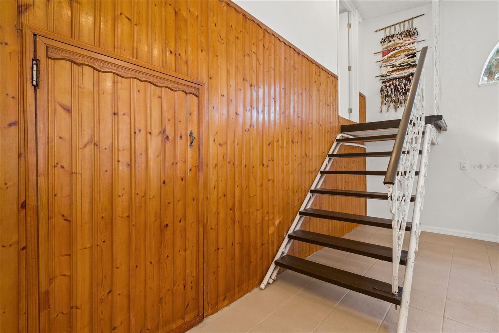 Image 21 of 48 For 1524 Indian Bay Road