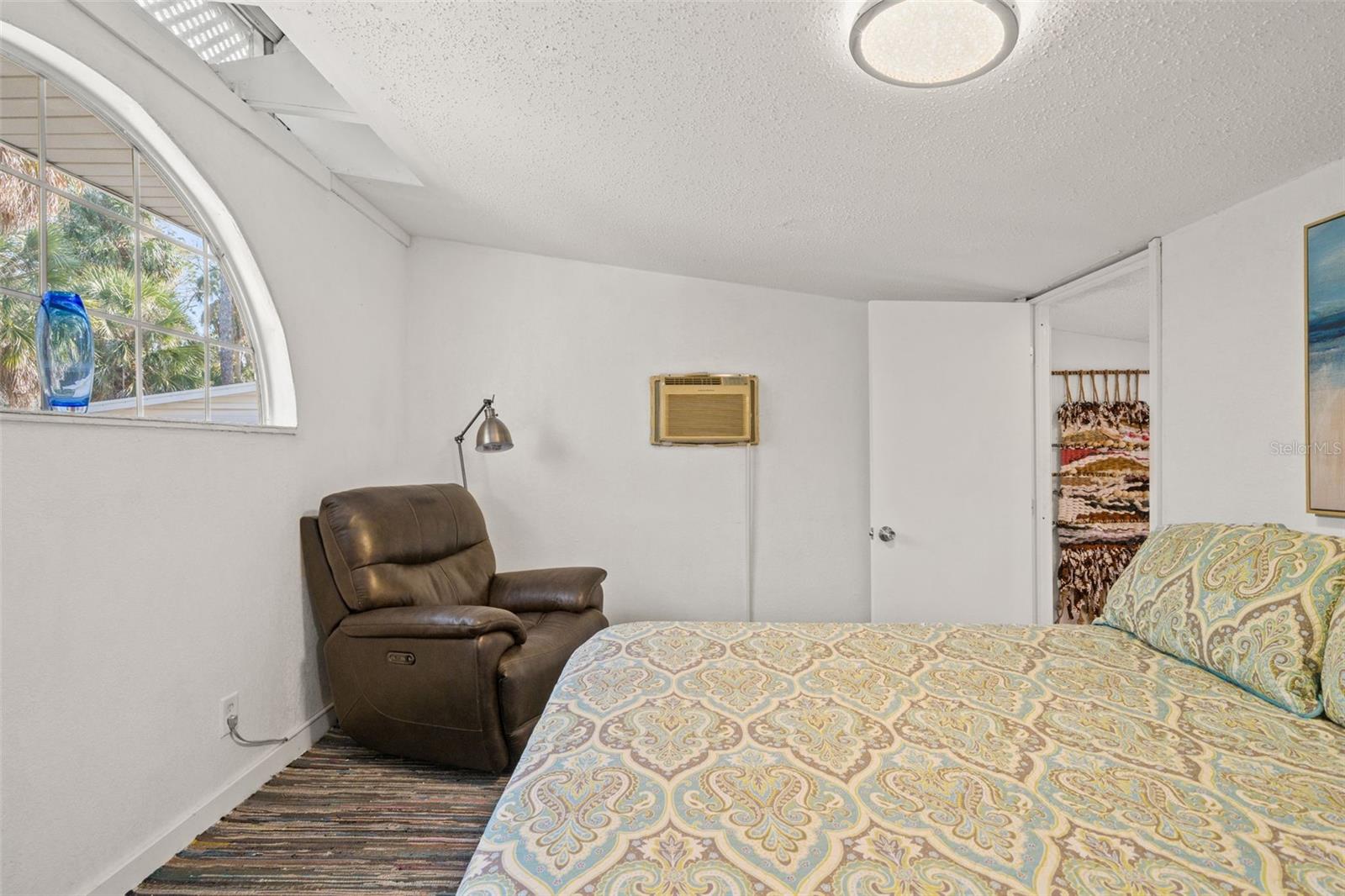 Image 23 of 48 For 1524 Indian Bay Road