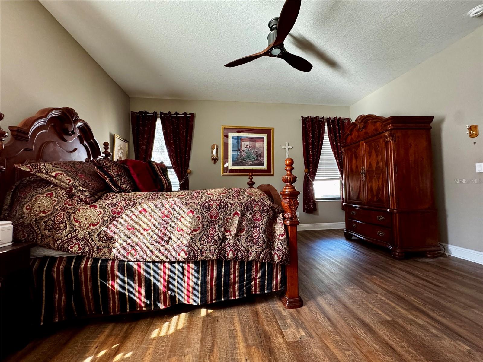 Listing photo id 9 for 12419 Betony Court