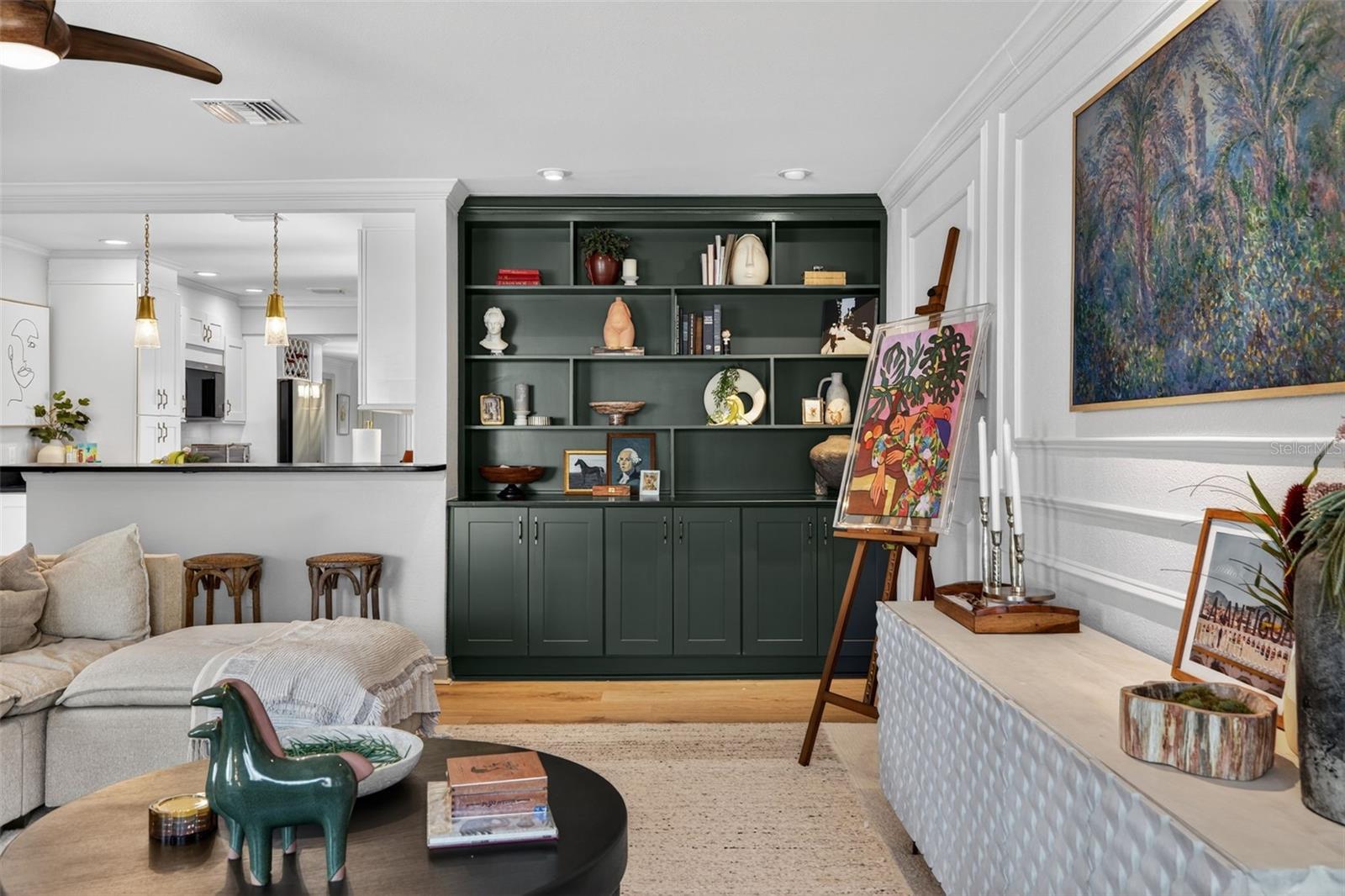 Listing photo id 9 for 3305 Perry Avenue