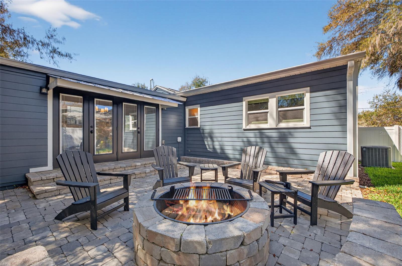 Listing photo id 44 for 3305 Perry Avenue