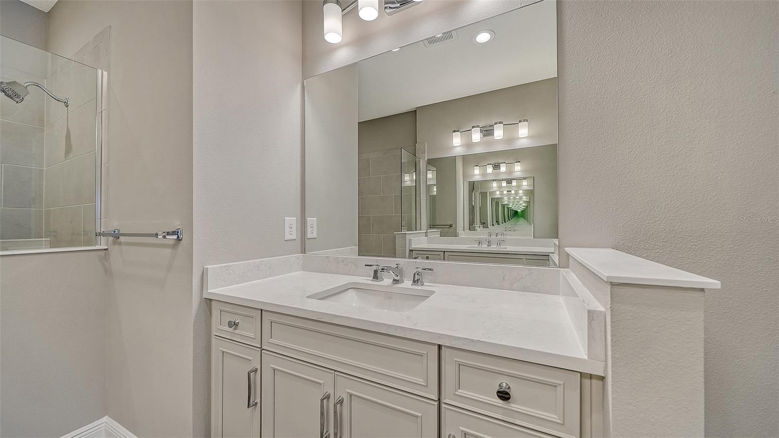 Image 25 of 52 For 2118 Sylvester Palm Lane