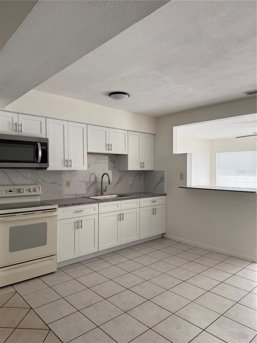 Image 12 of 19 For 4737 56th Avenue N