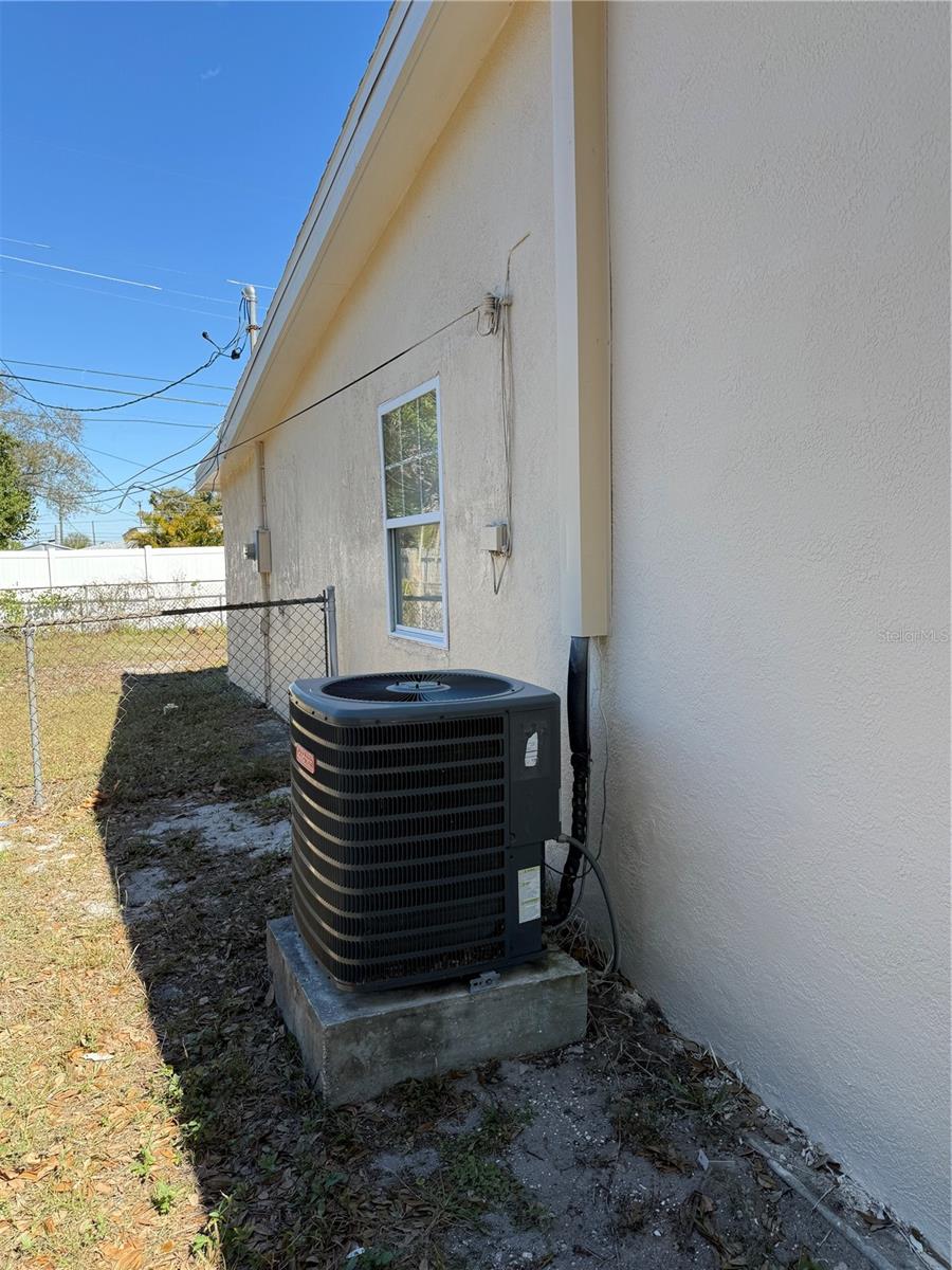 Image 16 of 19 For 4737 56th Avenue N