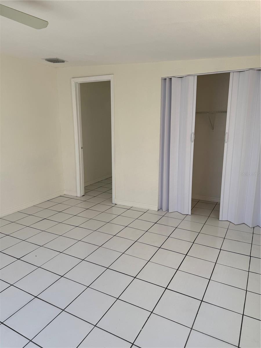 Image 7 of 19 For 4737 56th Avenue N